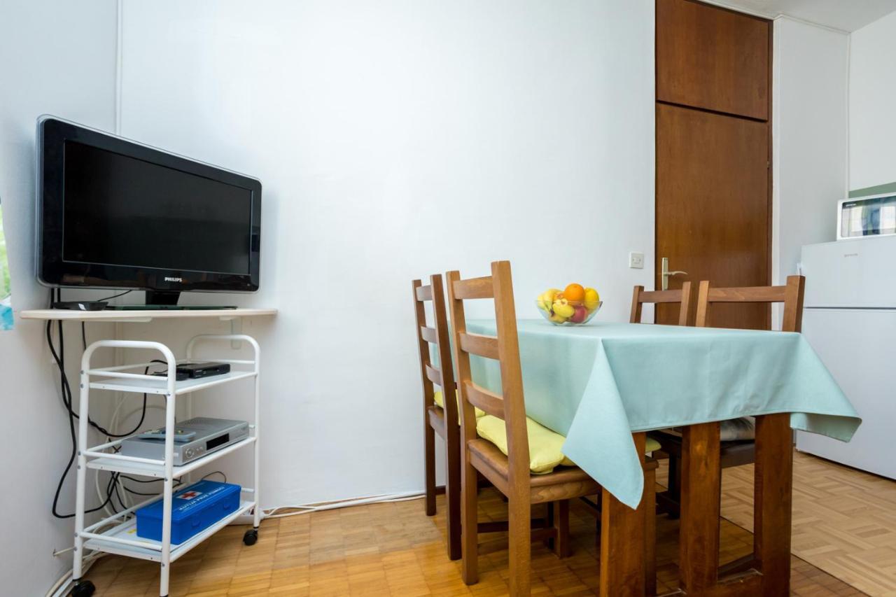 Apartment Jakovac By El-Pi Tours 奈维斯 外观 照片