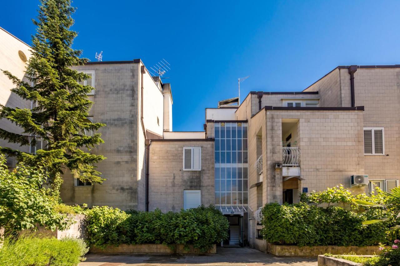 Apartment Jakovac By El-Pi Tours 奈维斯 外观 照片